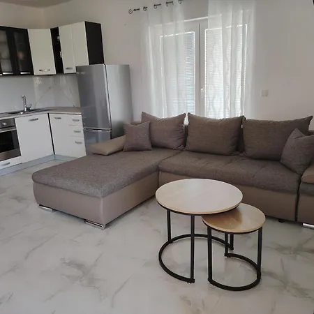 Apartament Nina